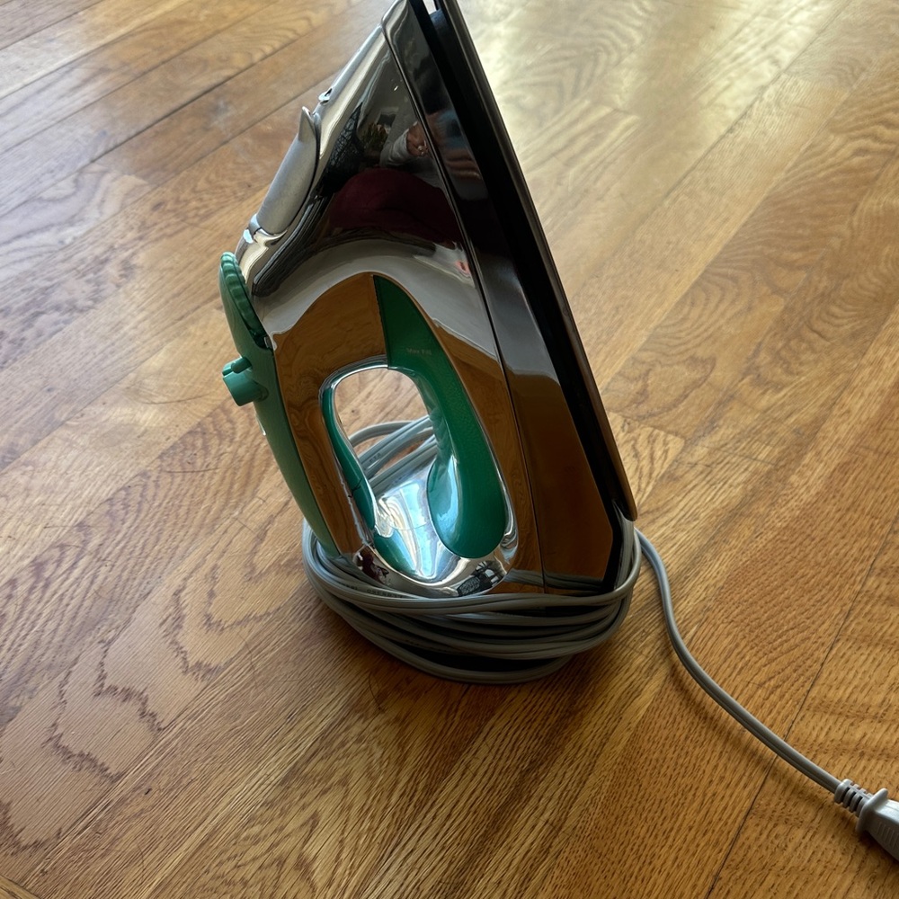 Sunbeam Chrome and Green Iron